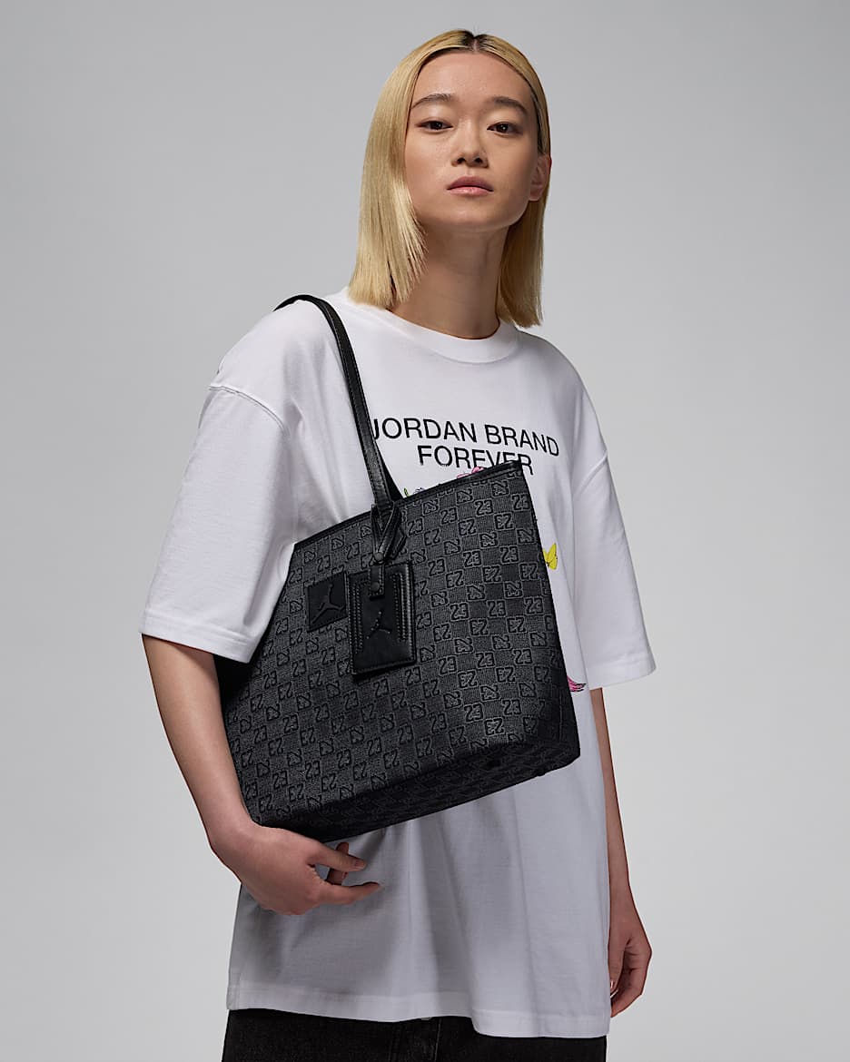 Jordan Monogram Men's Tote Bag (17L). Nike UK